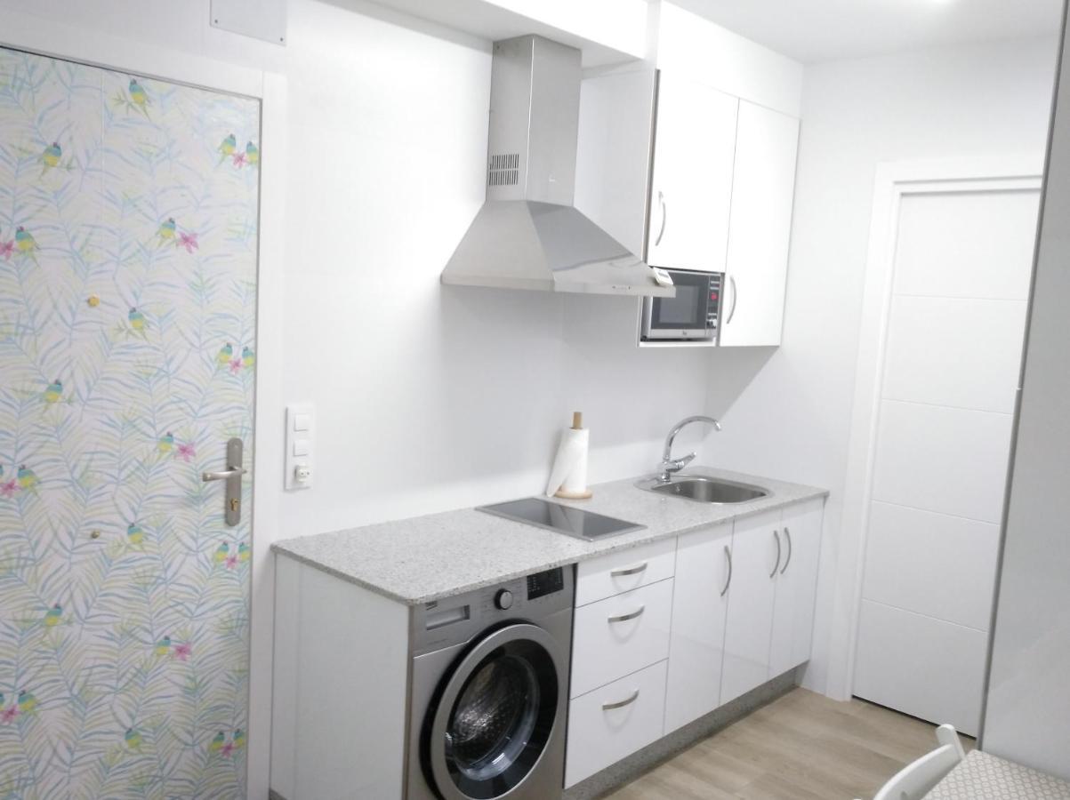Apartamentos Poniente فيلانويفا دي أروسا المظهر الخارجي الصورة